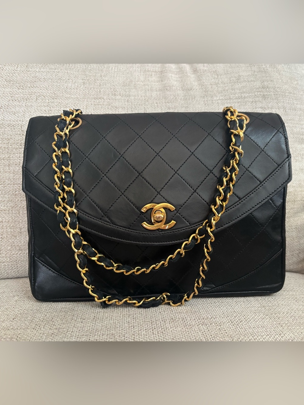 Vintage Chanel Black Classic Single Flap Shoulder Bag with gold tone hardware